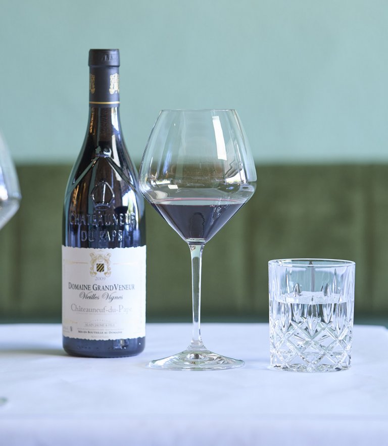Domaine Grand Veneur Wine and wine glasses